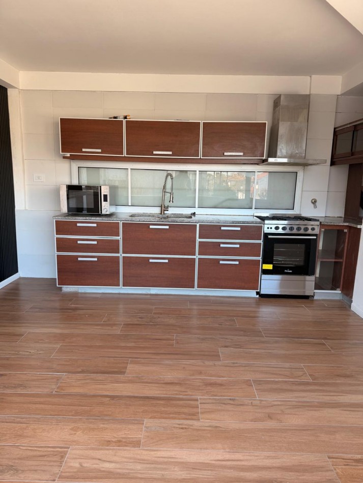 ALQUILER 24 MESES - PH 3 AMBIENTES CON COCHERA - SAN JOSE