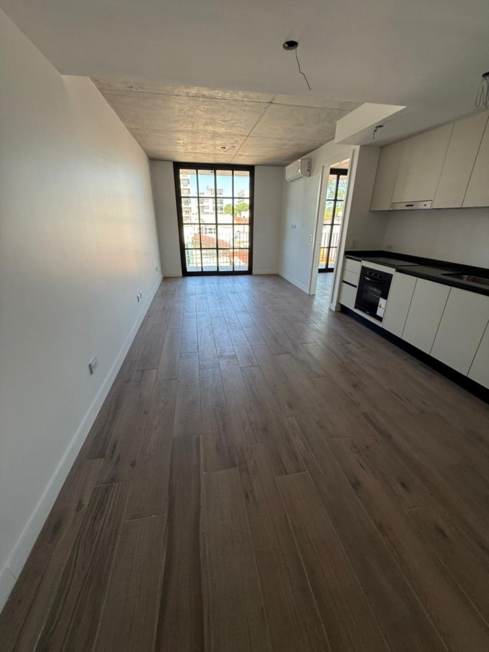 2 Ambientes a Estrenar con cochera y baulera en Barrio Chauvin