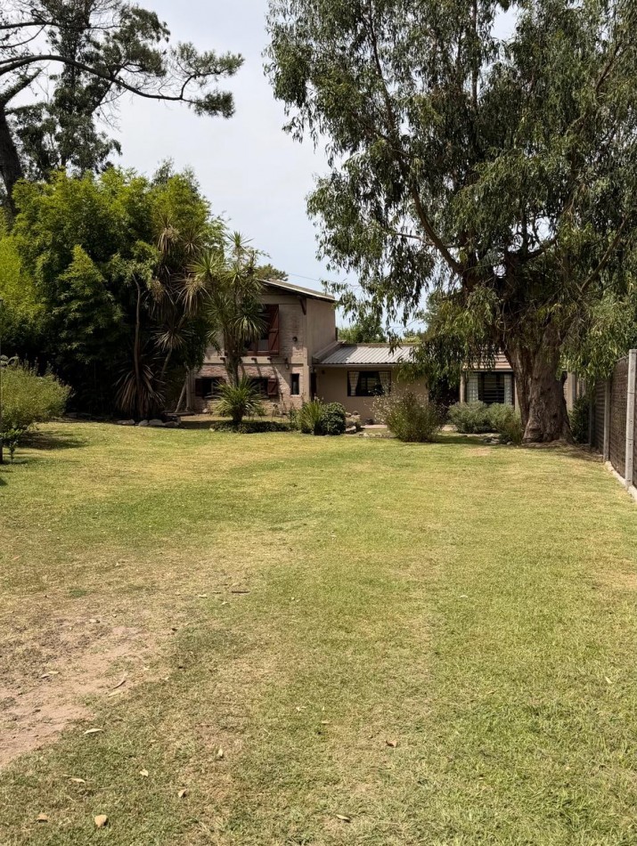 VENTA - CASA DE 3 AMB C/ DEP - ZONA ALFAR