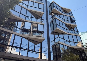 ALQUILER OFICINAS DE CATEGORIA A METROS DE PASEO ALDREY - GUEMES