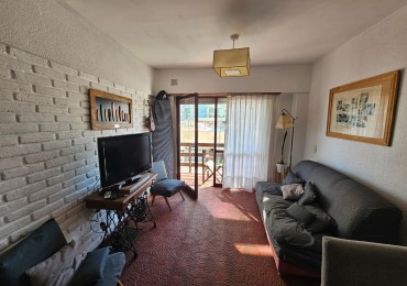 Departamento 3 Ambientes Con Balcon Al Frente A Metros Del Mar Y De Las Torres De Cesar Pelli