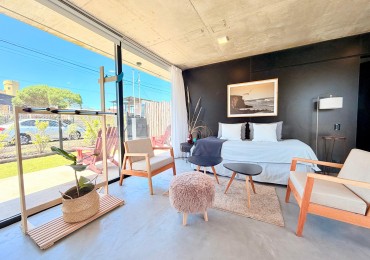 Casas Espejo En Acantilados A Metros Del Mar