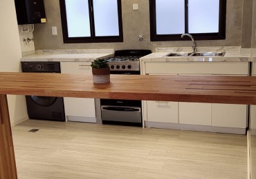 VENTA - DEPARTAMENTO 3 AMBIENTES TOTALMENTE RECICLADO - MACROCENTRO