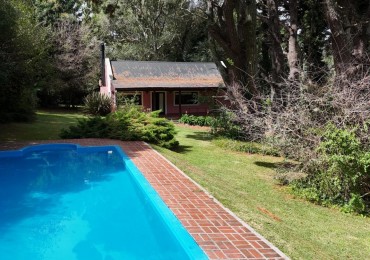 hermoso Chalet de 3 ambientes de estilo rustico